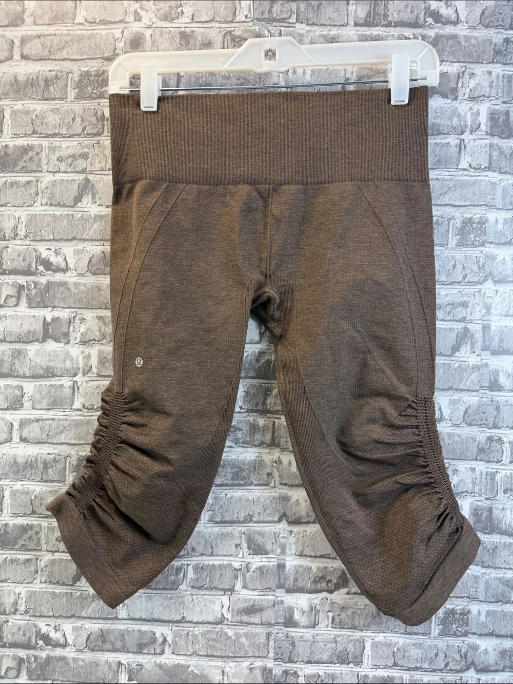 lululemon athletica Brown Ruched Capri Leggings
